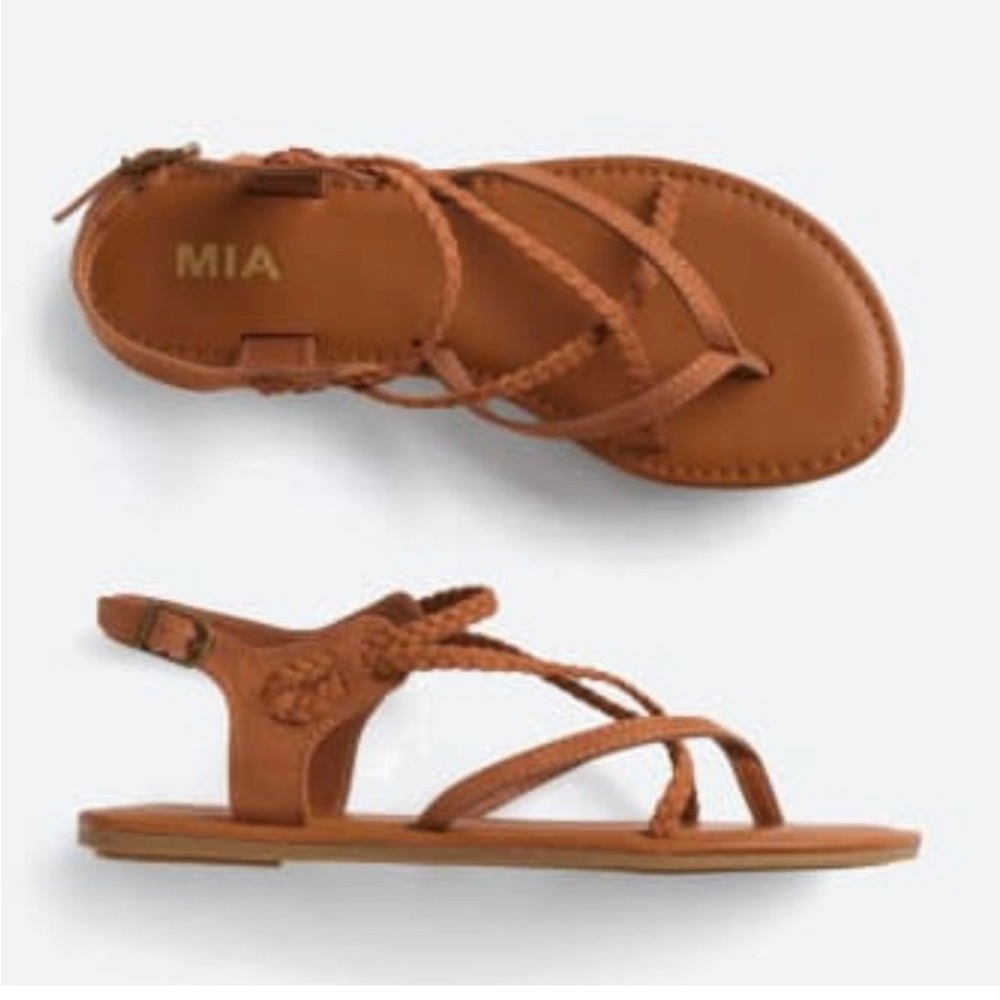 Mia size 7 gladiator brown sandals with braid detail
